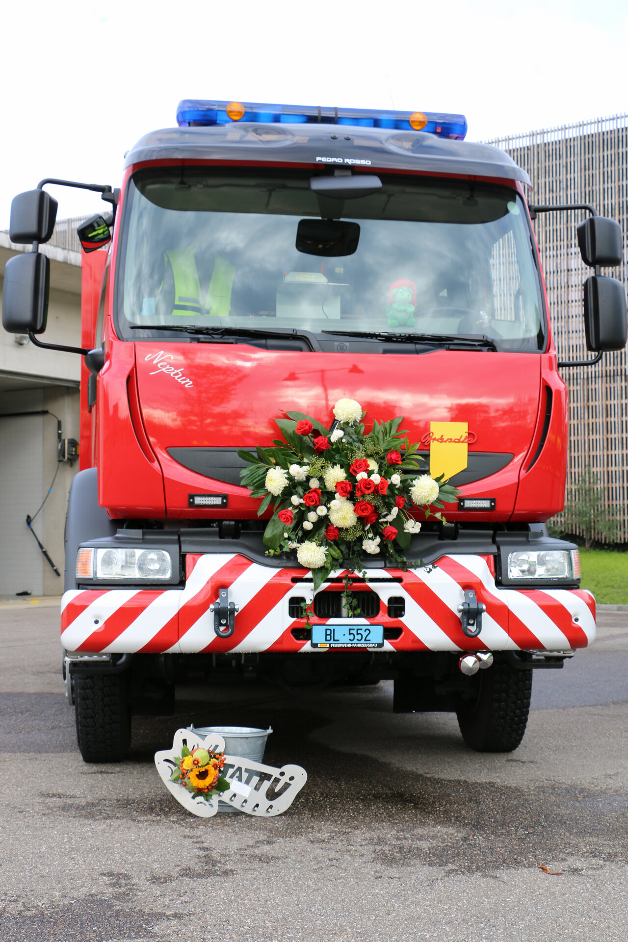 HLF der Feuerwehr Biel-Benken