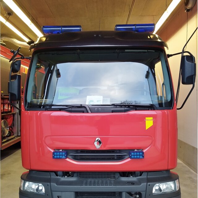 Modulfahrzeug der Feuerwehr Biel-Benken von Vorne