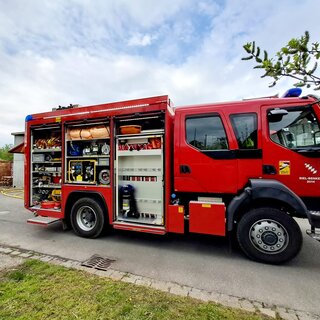 HLF bei einem Einsatz, rechte Seite Offen